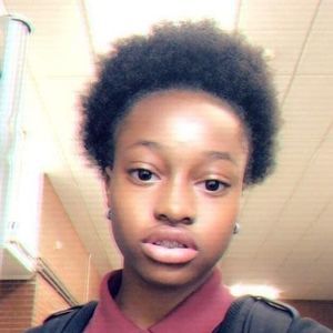 Meet your Posher, Kalayha